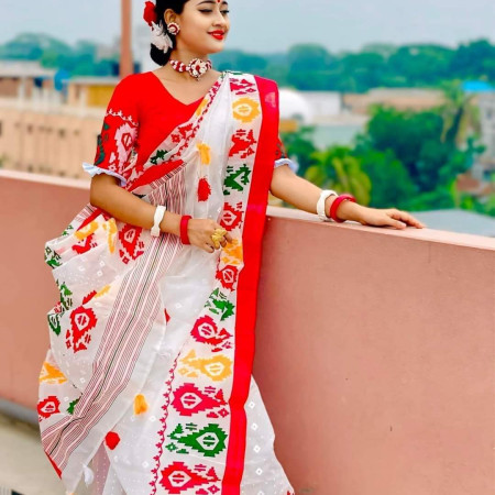 201-  স্কিন প্রিন্ট শাড়ি  ব্লাউজ পিস সহ
